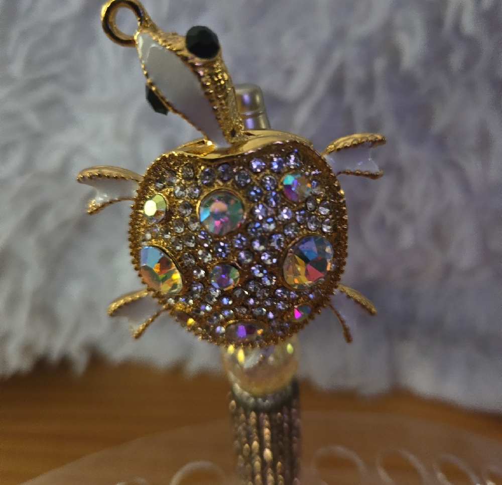 Handmade Rhinestone Turtle Pen - Picture 2 of 2